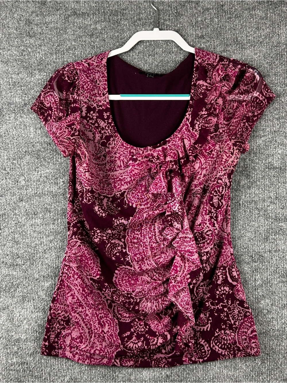 Apt 9 Plum Purple Paisley Printed Mesh Ruffle Neckline Cap Sleeve Top Size S